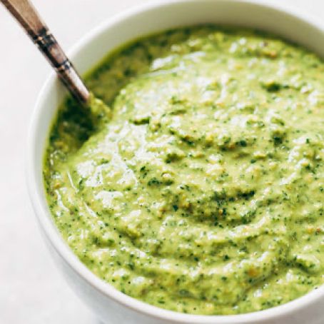 5 Minute Magic Green Sauce